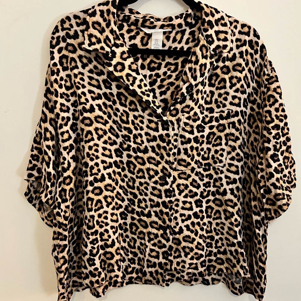 H&M Animal Print Button Up Blouse Size XL
